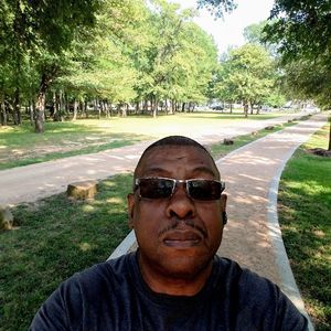 Meet your Posher, Gregory